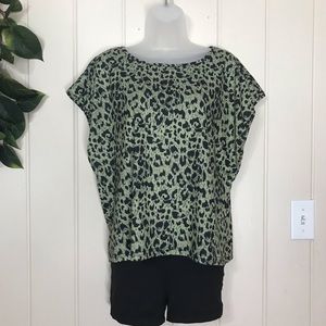 Shein Animal Print Sleeveless Top Blouse 
Large 12 - 14 Soft & Comfy Stretch Mat